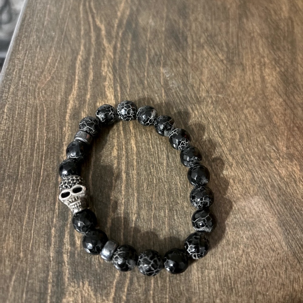Black Beaded Skull Bracelet